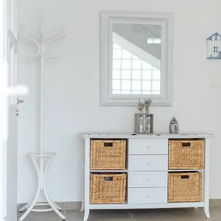 Apartman Plavet شقة *