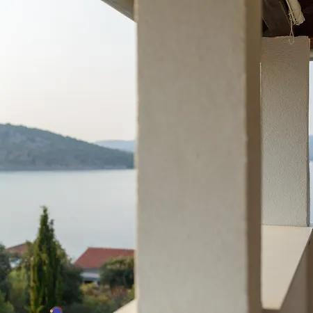 Apartman Plavet * روغوزنيكا